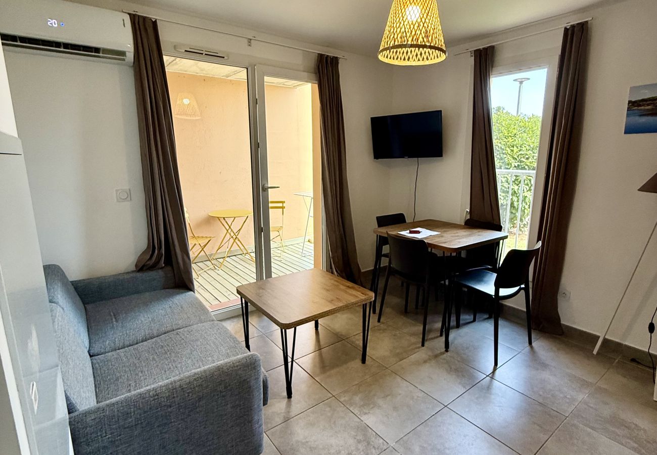 Apartment in Lecci - T2 2/4 personnes n°67