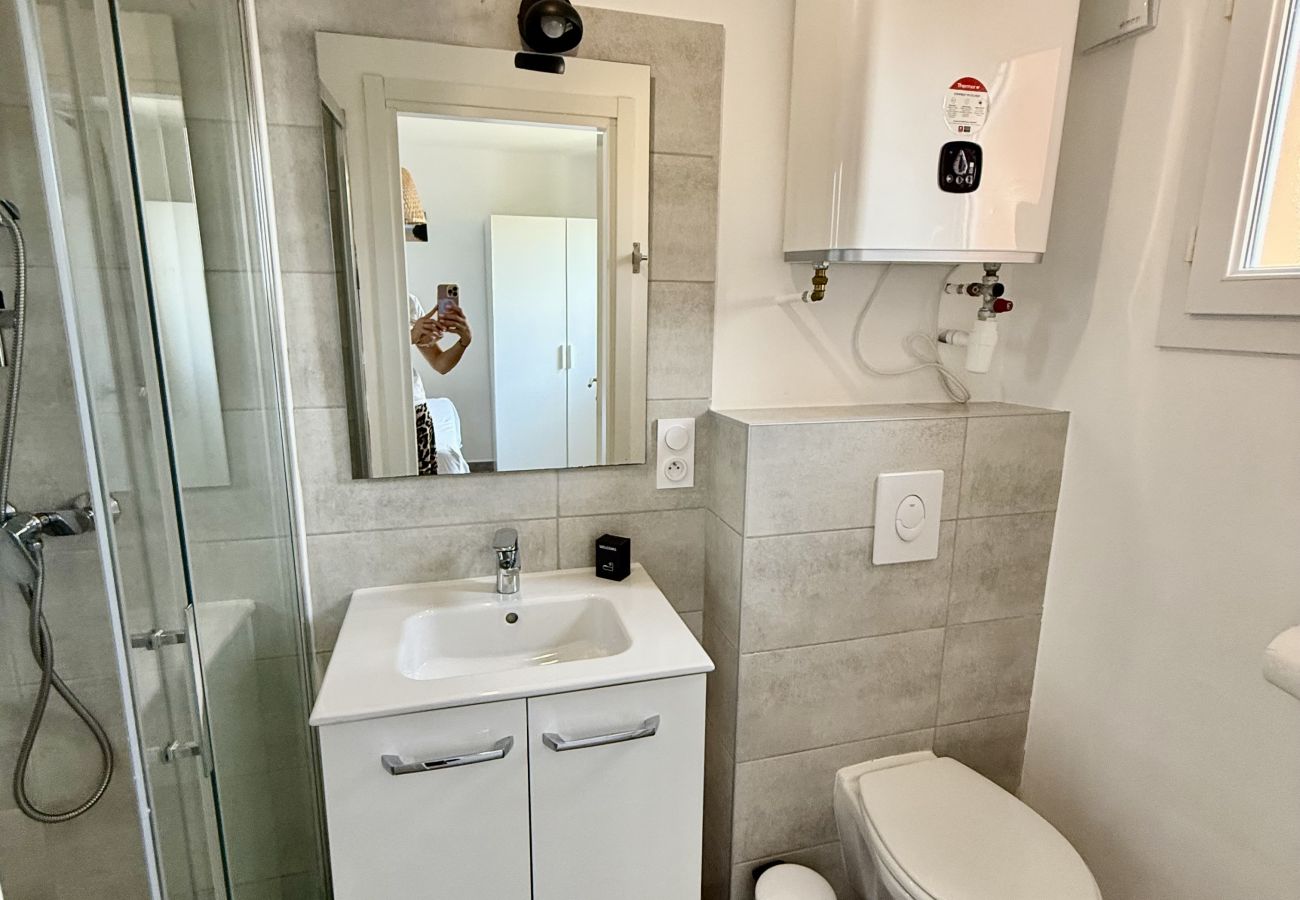 Apartment in Lecci - T2 2/4 personnes n°67