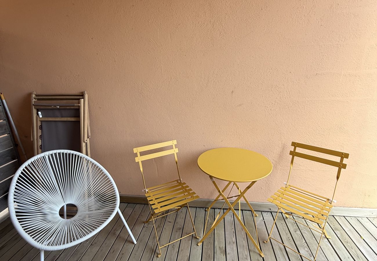 Apartment in Lecci - T2 2/4 personnes n°67
