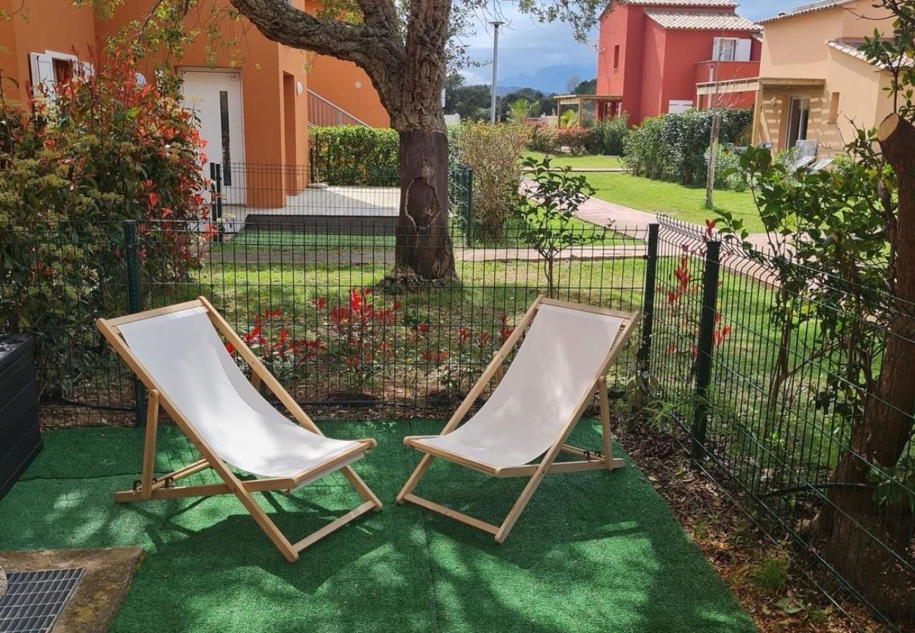 Apartment in Lecci - T2 4 personnes N°54