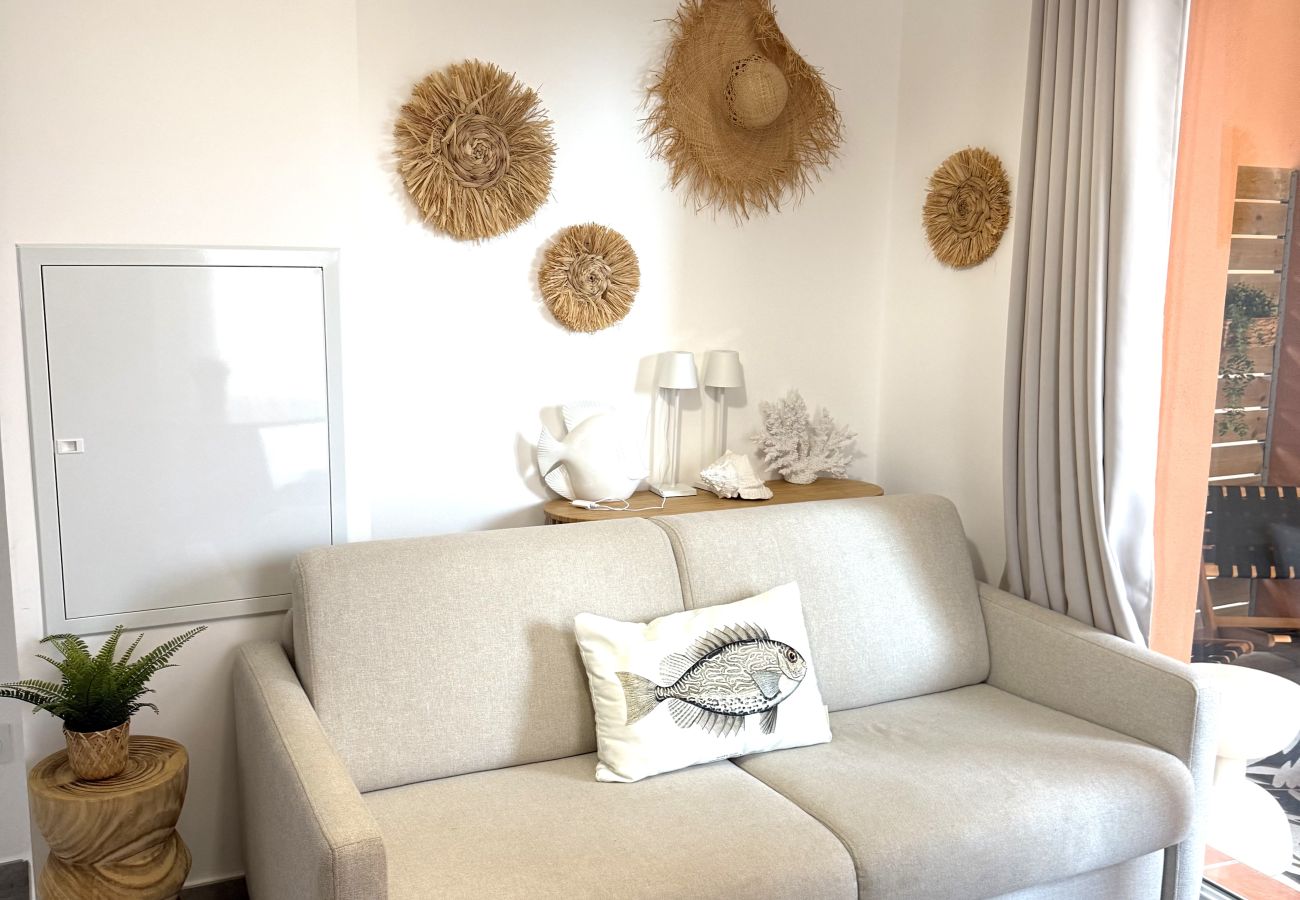 Apartment in Lecci - T2 2/4 Personnes n°81