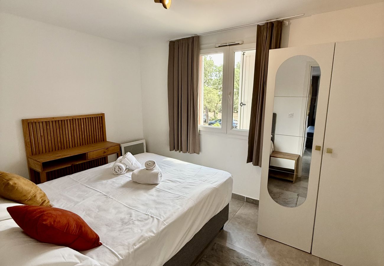 Apartment in Lecci - t2 2/4 Personnes n°143