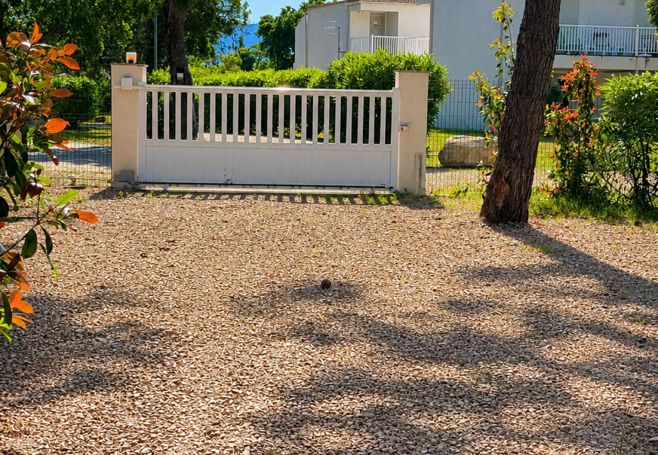 Villa in Lecci -  VILLA ISULA BELLA 8 personnes