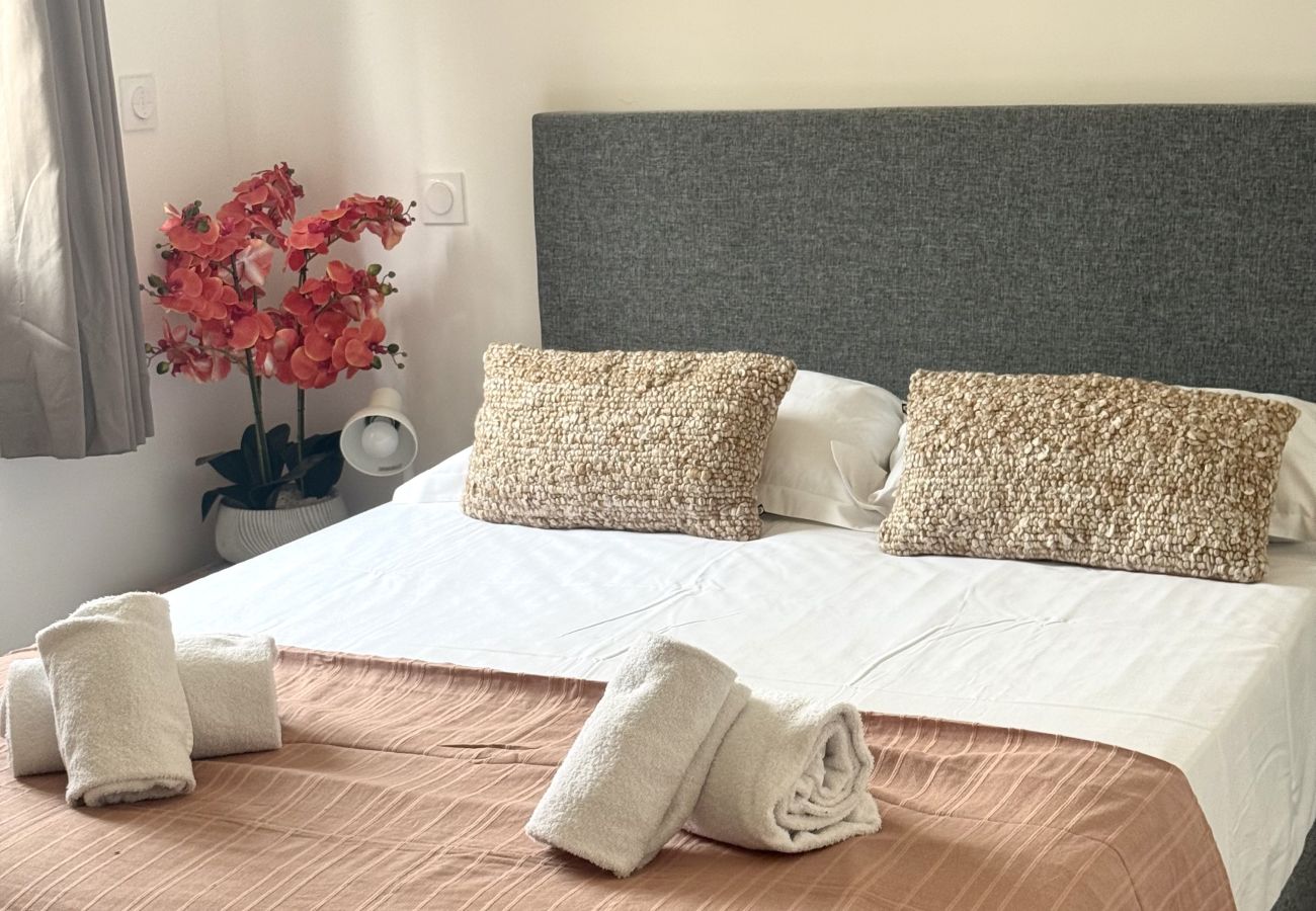 Apartment in Lecci -  T2 PREMIUM 4 personnes N°84