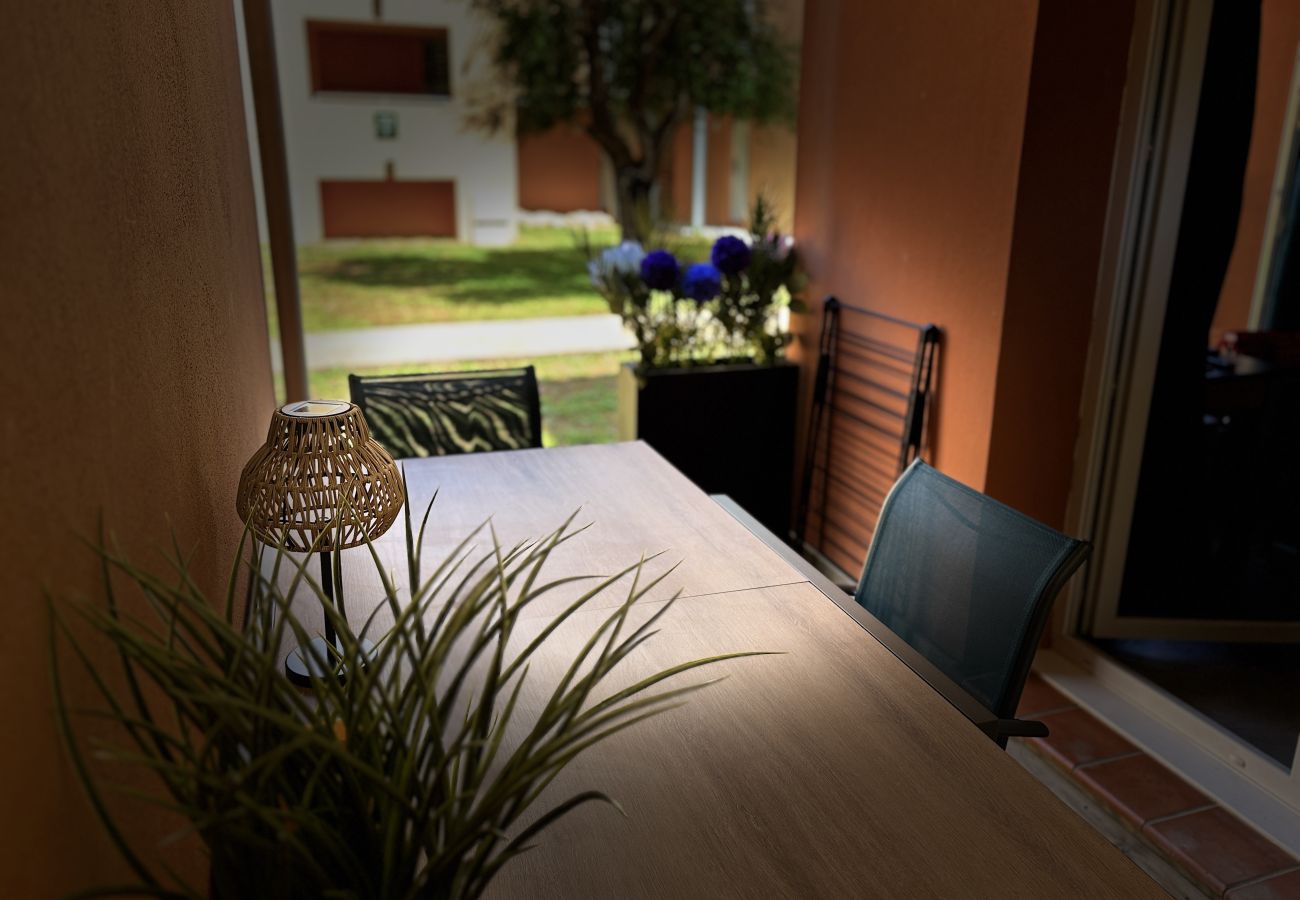Apartment in Lecci - T2.2/4 Personnes N°111