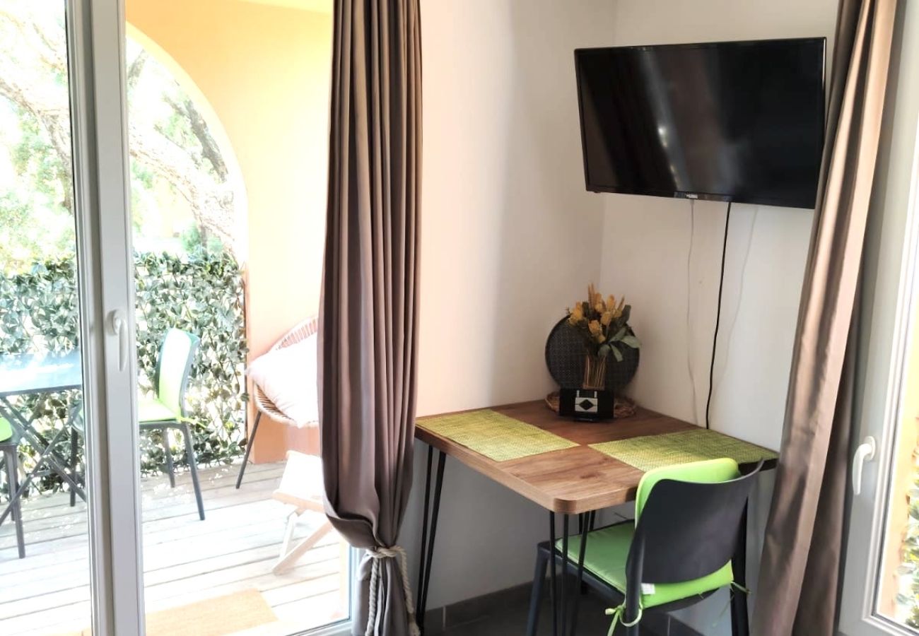 Apartment in Lecci - T2.2/4 Personnes N°116