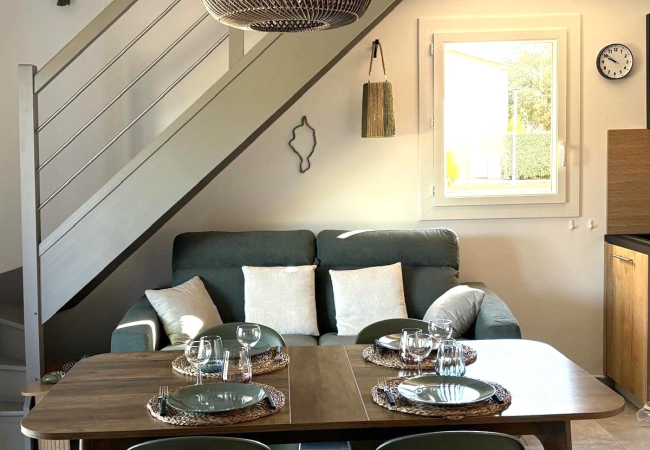 Apartment in Lecci - T3 Duplex 6 personnes N°11