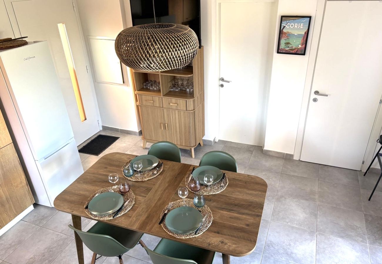 Apartment in Lecci - T3 Duplex 6 personnes N°11