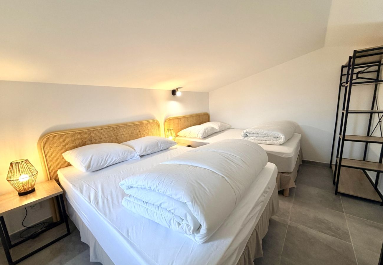 Apartment in Lecci - T3 Duplex 6 personnes N°53