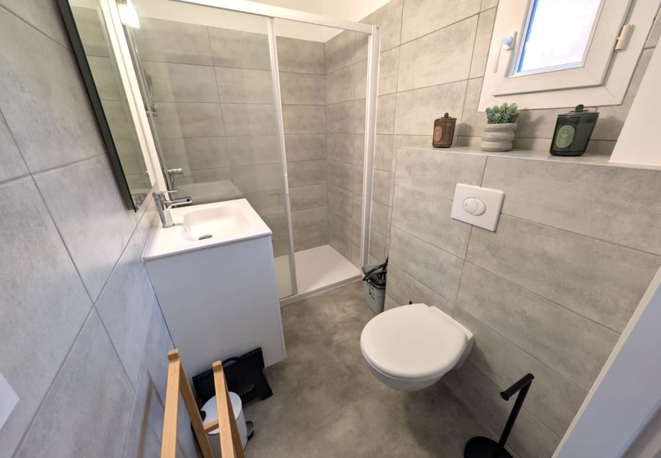 Apartment in Lecci - T3 Duplex 6 personnes N°25