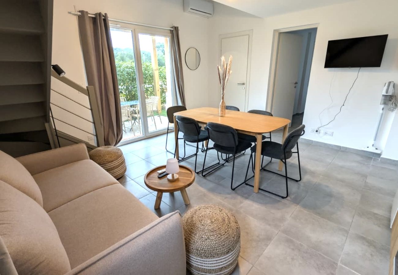 Apartment in Lecci - T 3 Duplex 6 personnes N° 19