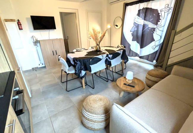 Apartment in Lecci - T3 Duplex 6 personnes N°17