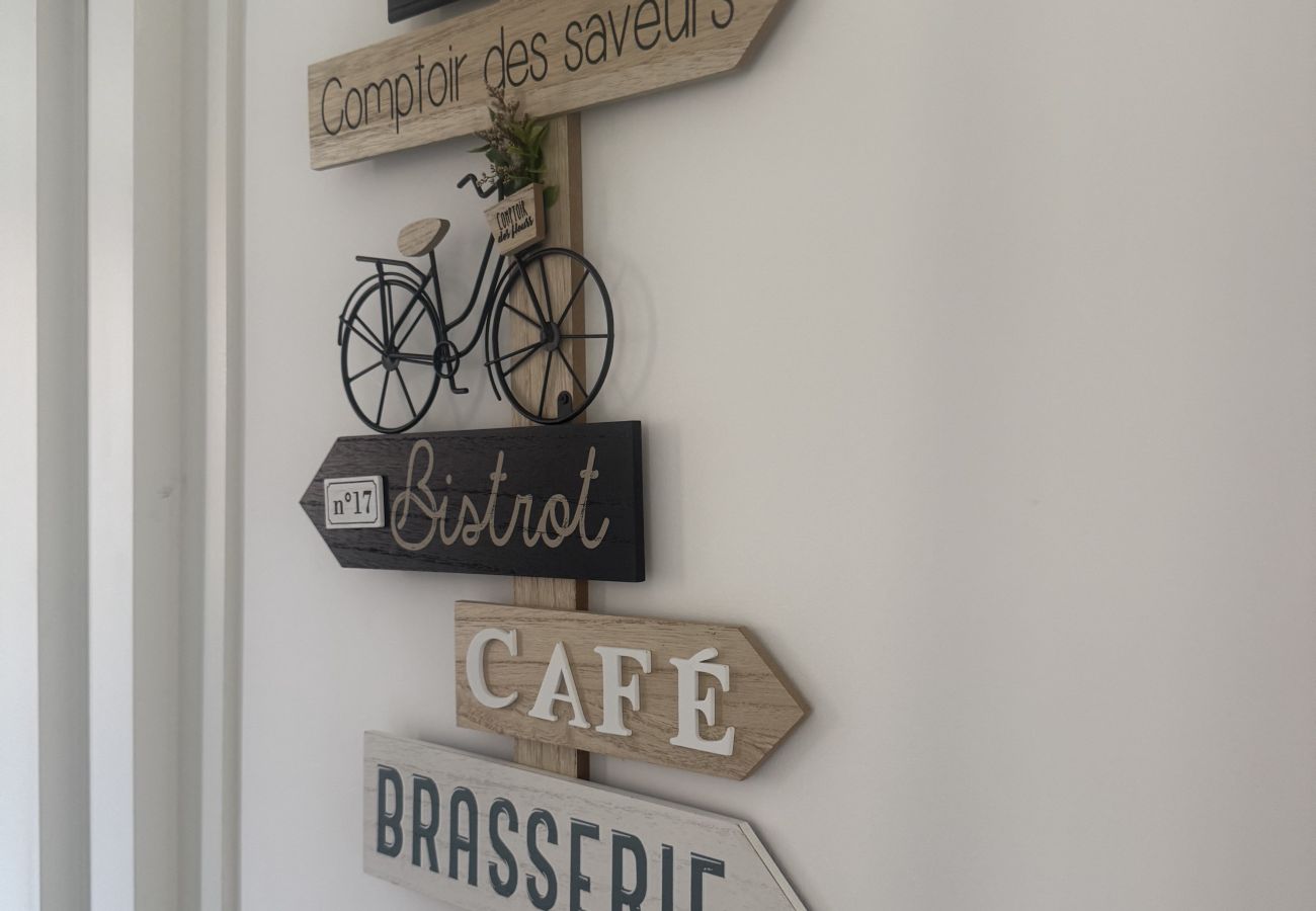 Apartment in Lecci - T2 4 PERSONNES N°26