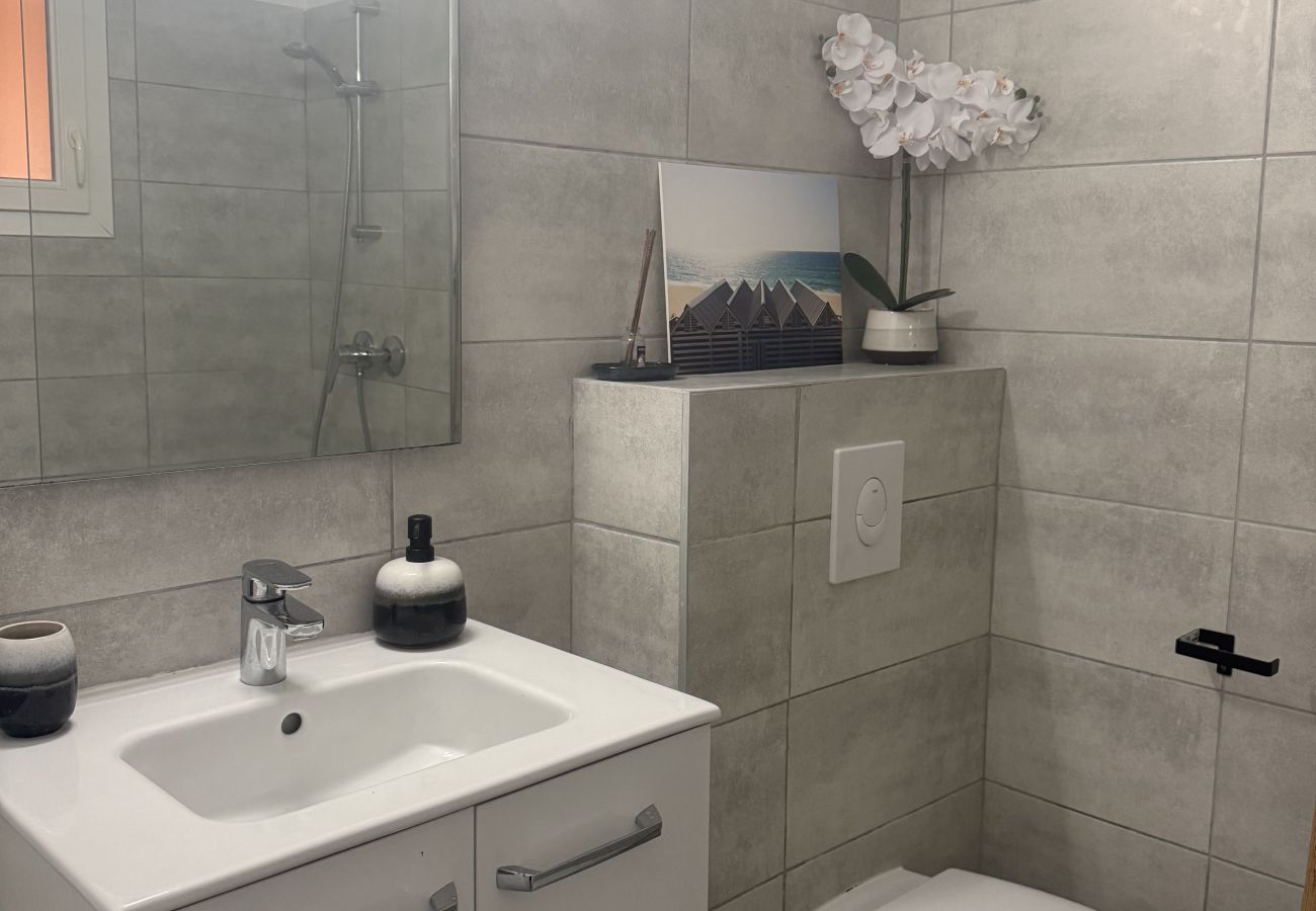 Apartment in Lecci - T2 4 PERSONNES N°26