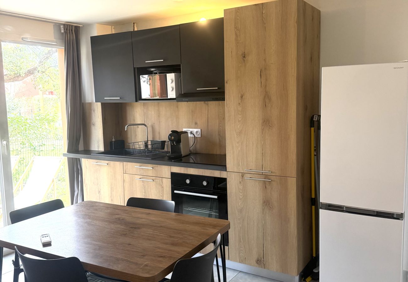 Apartment in Lecci - T2 4 PERSONNES N°26