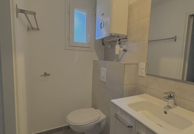 Appartamento a Lecci - T2 2/4 Personnes n°95 Appartamento a Lecci - T2 2/4 Personnes n°95