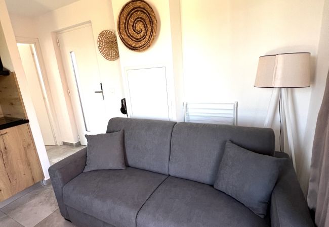 Appartamento a Lecci - T2 2/4 Personnes n°92 Appartamento a Lecci - T2 2/4 Personnes n°92