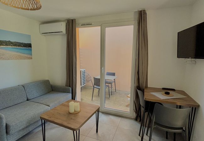 Appartamento a Lecci - T2 2/4 Personnes n°104 Appartamento a Lecci - T2 2/4 Personnes n°104
