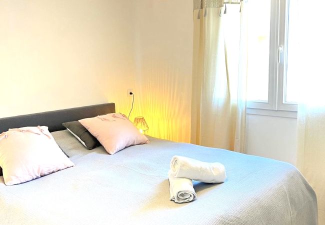 Appartamento a Lecci - T2 2/4 personnes N°127 Appartamento a Lecci - T2 2/4 personnes N°127