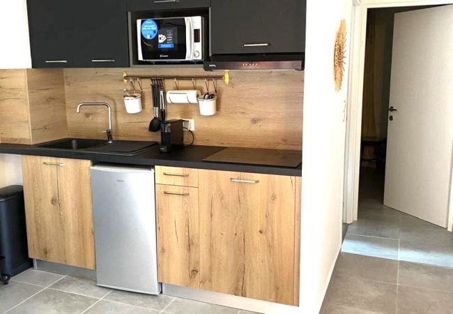 Appartamento a Lecci - T2 2/4 personnes N°127 Appartamento a Lecci - T2 2/4 personnes N°127