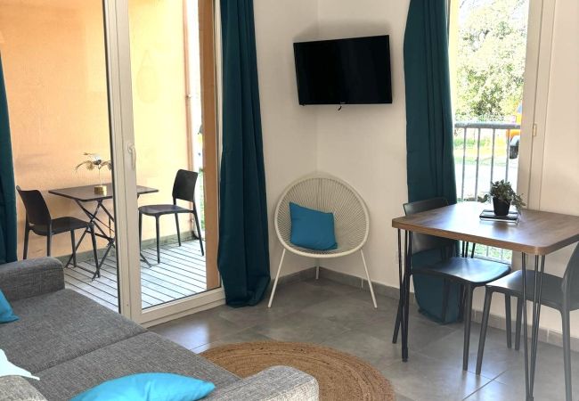 Appartamento a Lecci - T2 2/4 Personnes N°98 Appartamento a Lecci - T2 2/4 Personnes N°98
