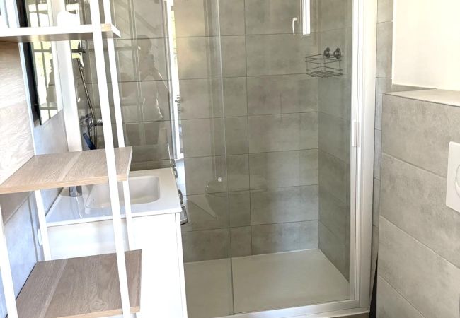 Appartamento a Lecci - T3 Duplex 6 personnes N°11 Appartamento a Lecci - T3 Duplex 6 personnes N°11