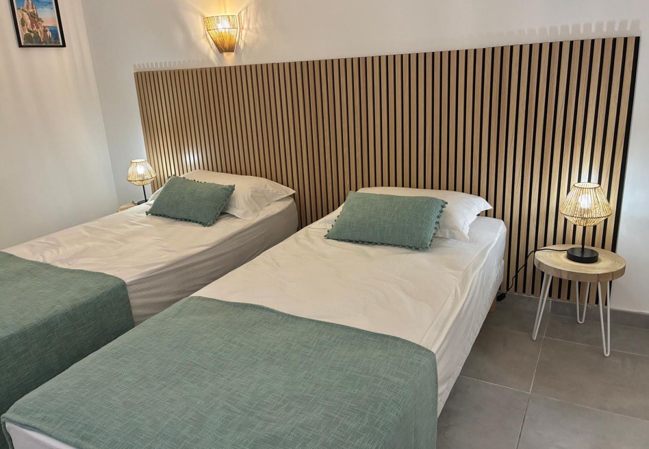 Appartamento a Lecci - T3 Duplex 6 personnes N°10