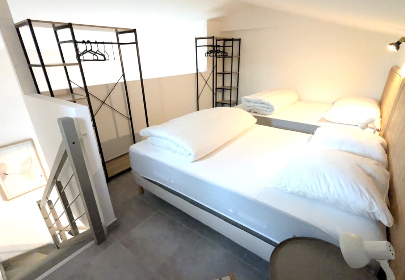 Appartamento a Lecci - T 3 Duplex 6 personnes N° 19