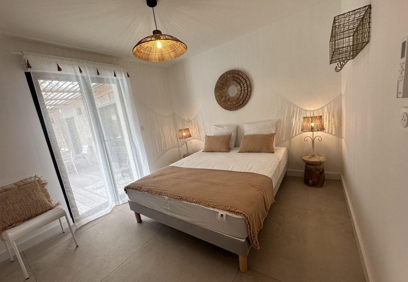 Villa à Lecci -  VILLA CASA ROSSA PORTO VECCHIO Villa à Lecci -  VILLA CASA ROSSA PORTO VECCHIO