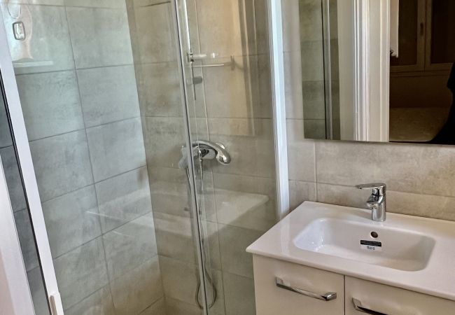 Appartement à Lecci - T2 2/4 Personnes n°93 Appartement à Lecci - T2 2/4 Personnes n°93