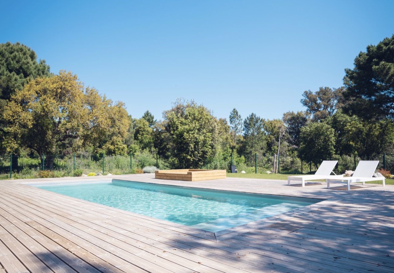 Villa à Lecci -  Villa PINETA 4 Personnes